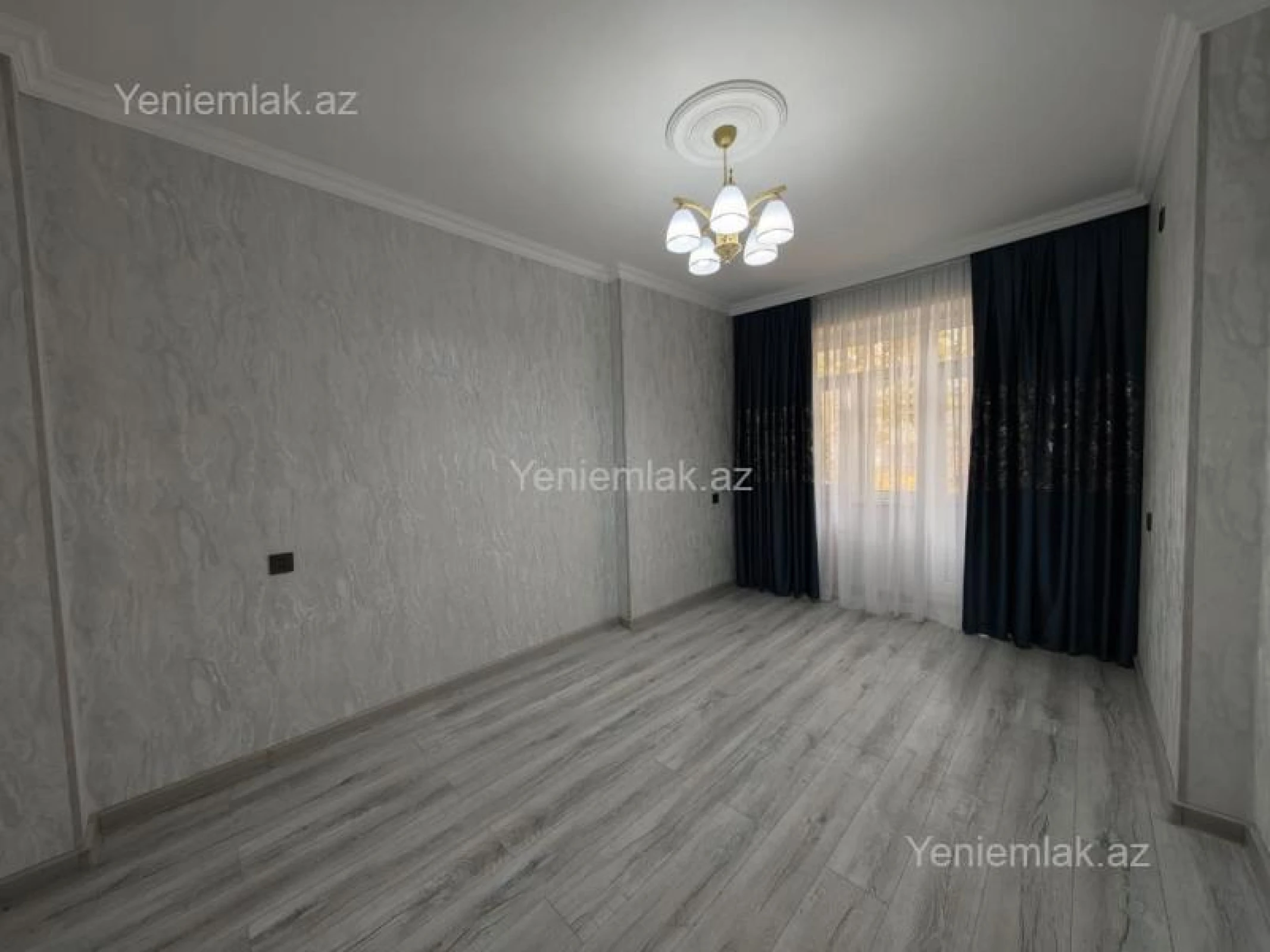 Satılır 3 otaqlı köhnə tikili 80 m²