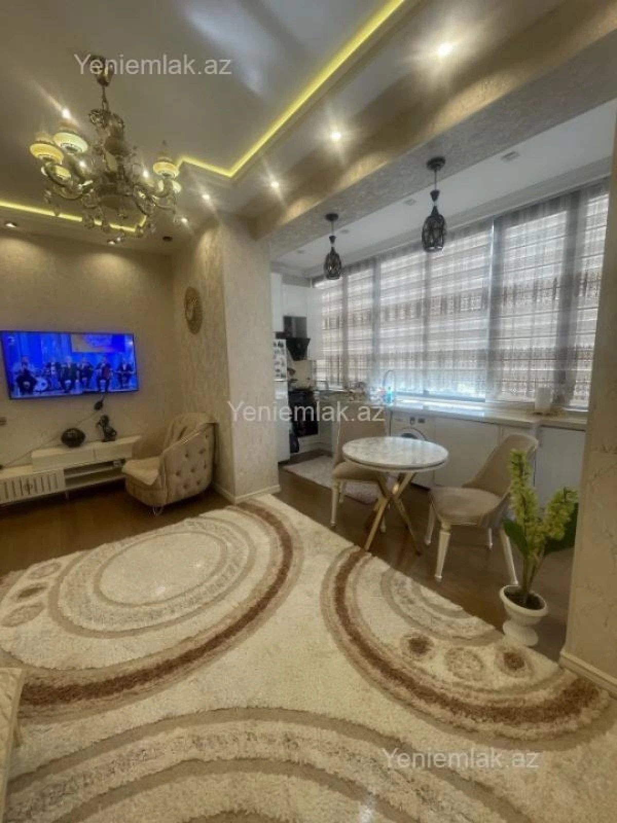Satılır 3 otaqlı yeni tikili 90 m²