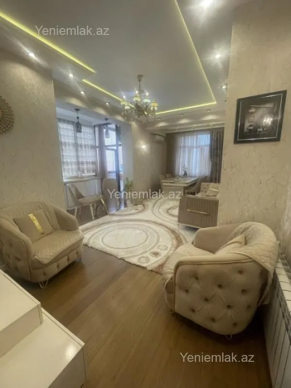 Satılır 3 otaqlı yeni tikili 90 m²