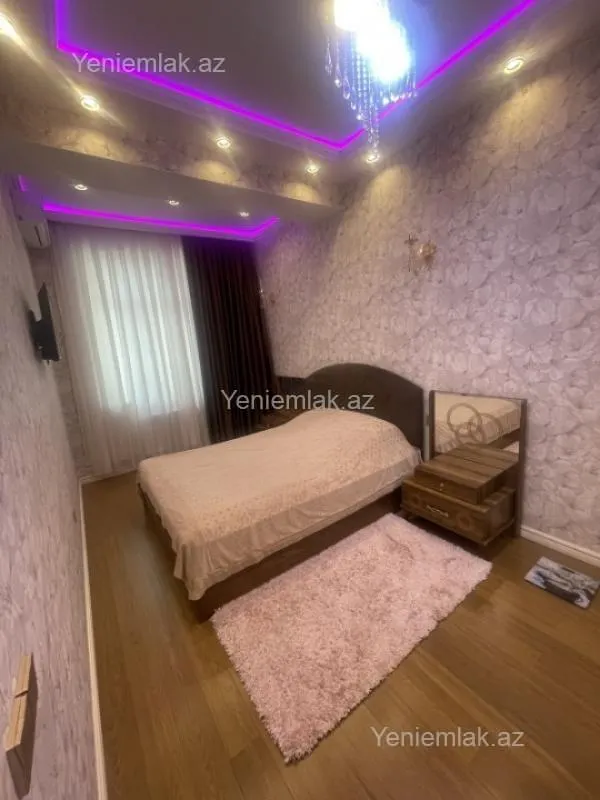 Satılır 3 otaqlı yeni tikili 90 m²