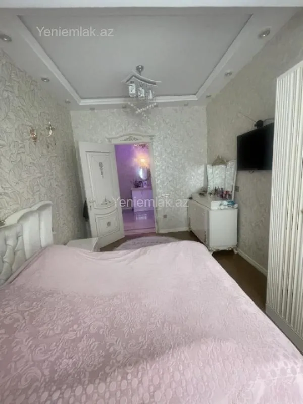 Satılır 3 otaqlı yeni tikili 90 m²