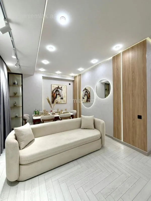 Satılır 3 otaqlı yeni tikili 76 m²