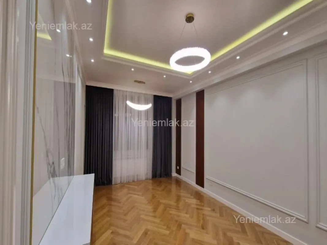 Satılır 3 otaqlı yeni tikili 134 m²