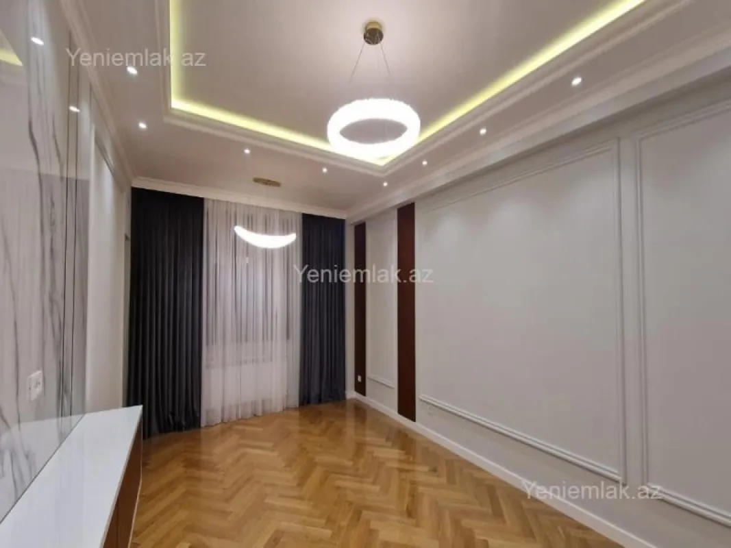 Satılır 3 otaqlı yeni tikili 134 m²