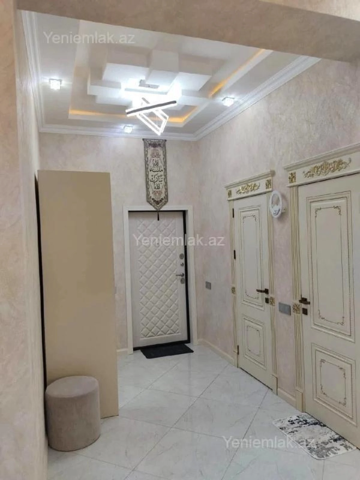 Satılır 3 otaqlı yeni tikili 140 m²