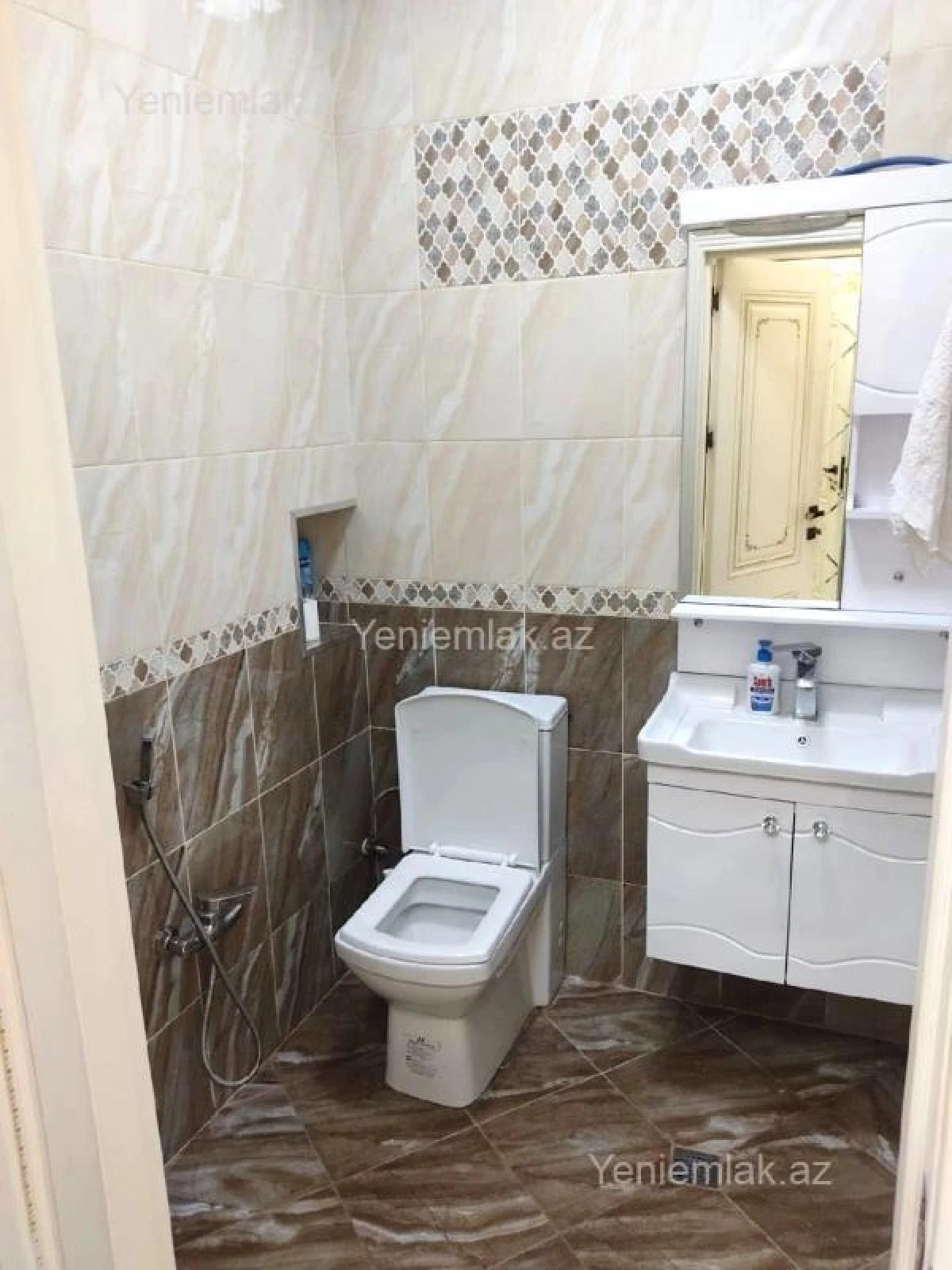 Satılır 3 otaqlı yeni tikili 140 m²