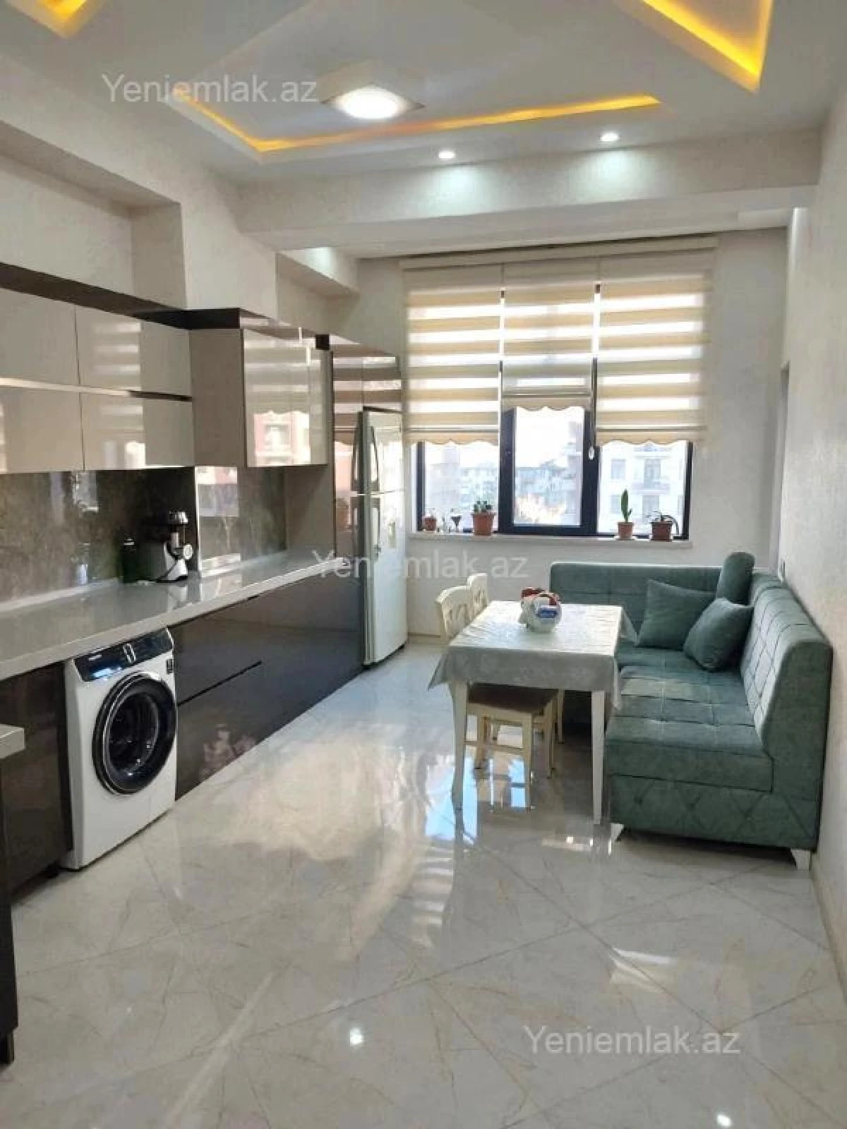Satılır 3 otaqlı yeni tikili 140 m²