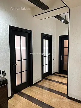 Satılır 3 otaqlı yeni tikili 120 m²