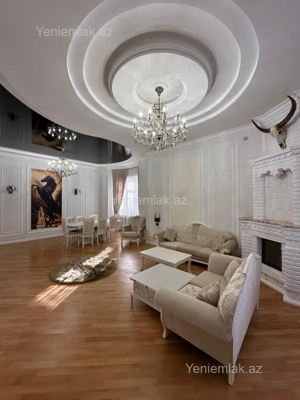 Satılır 12 otaqlı həyət evi 840 m²