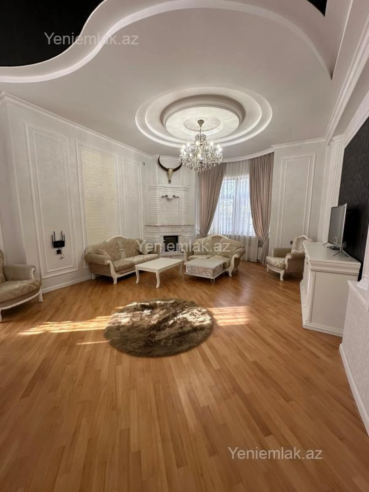Satılır 12 otaqlı həyət evi 840 m²