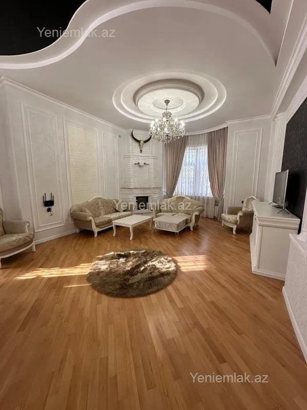 Satılır 12 otaqlı həyət evi 840 m²