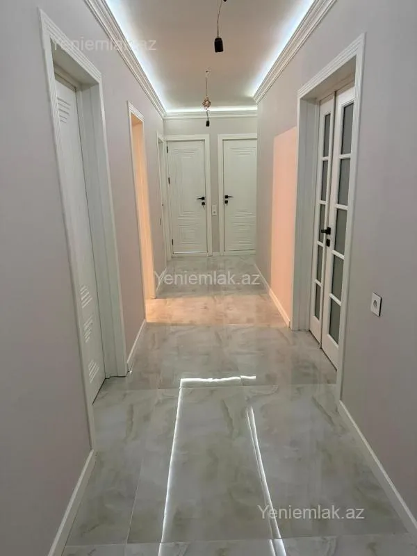 Satılır 5 otaqlı köhnə tikili 110 m²