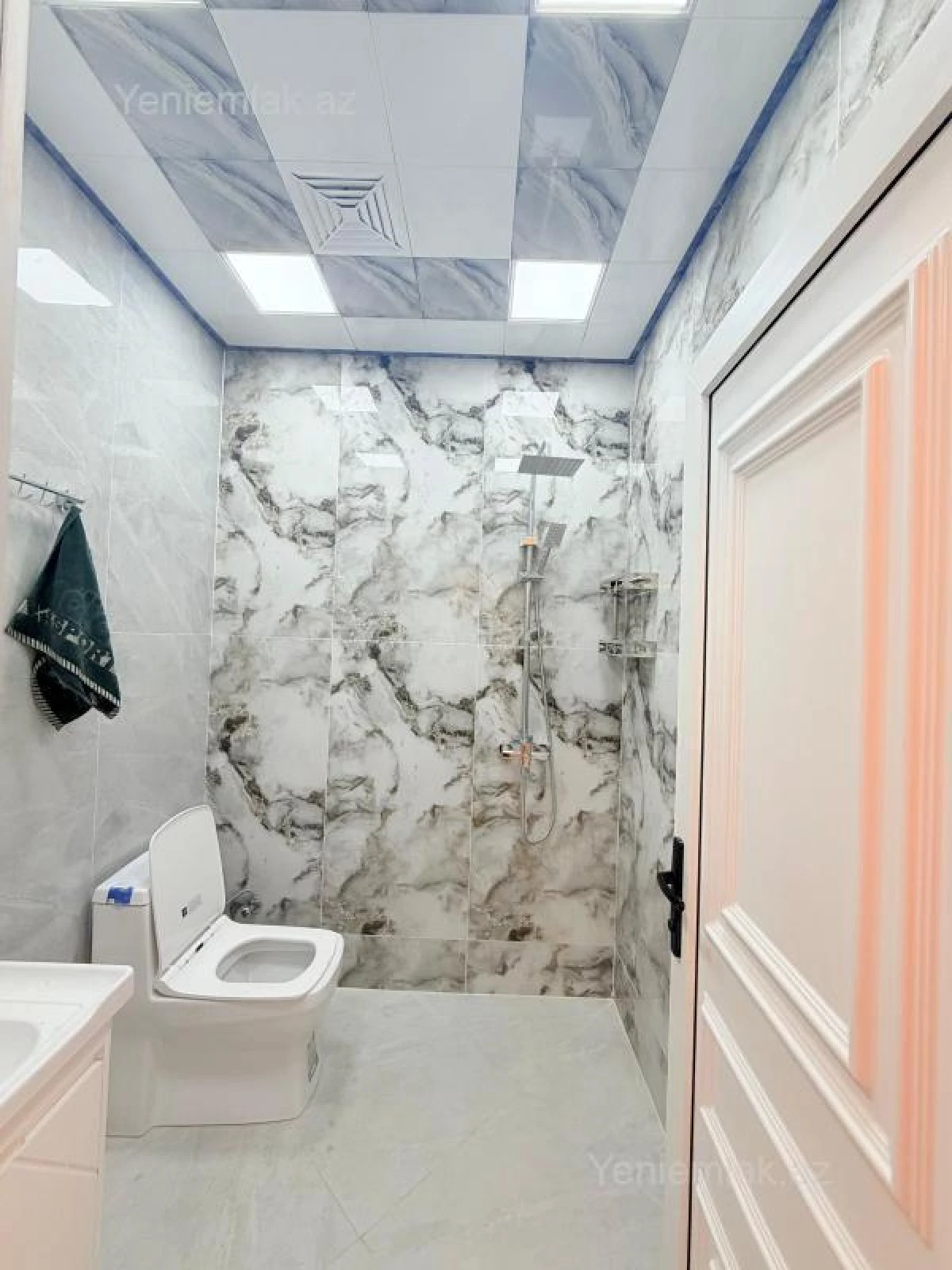 Satılır 2 otaqlı yeni tikili 61 m²