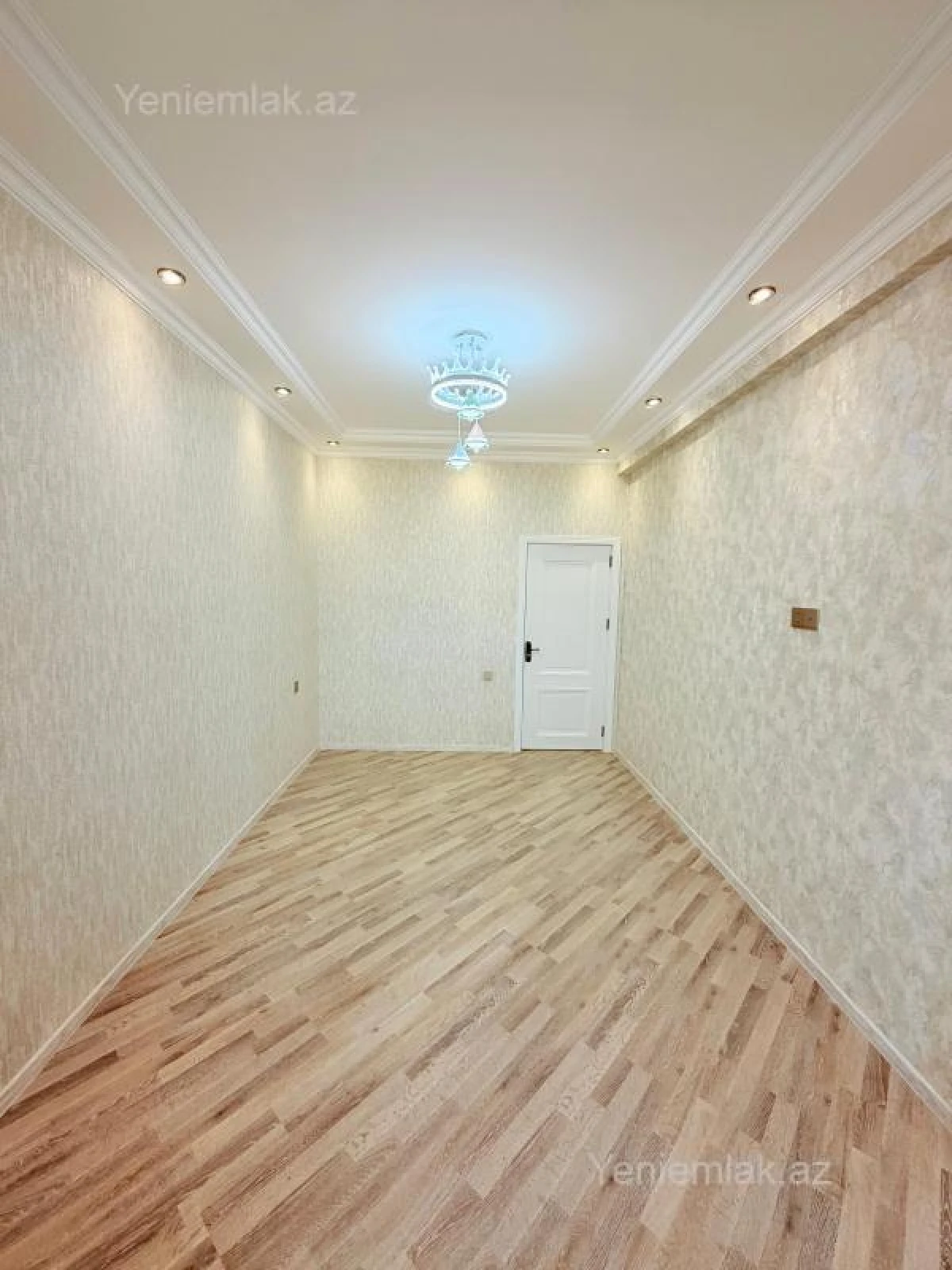 Satılır 2 otaqlı yeni tikili 61 m²