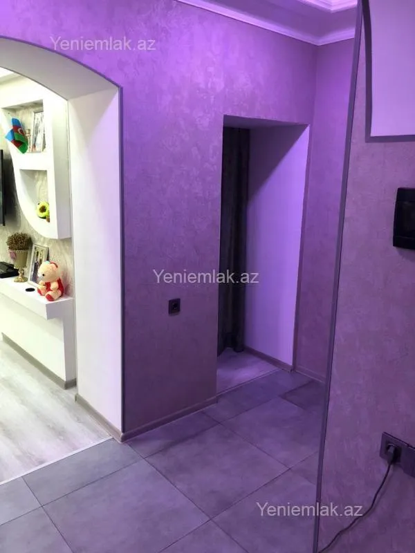 Satılır 3 otaqlı köhnə tikili 75 m²