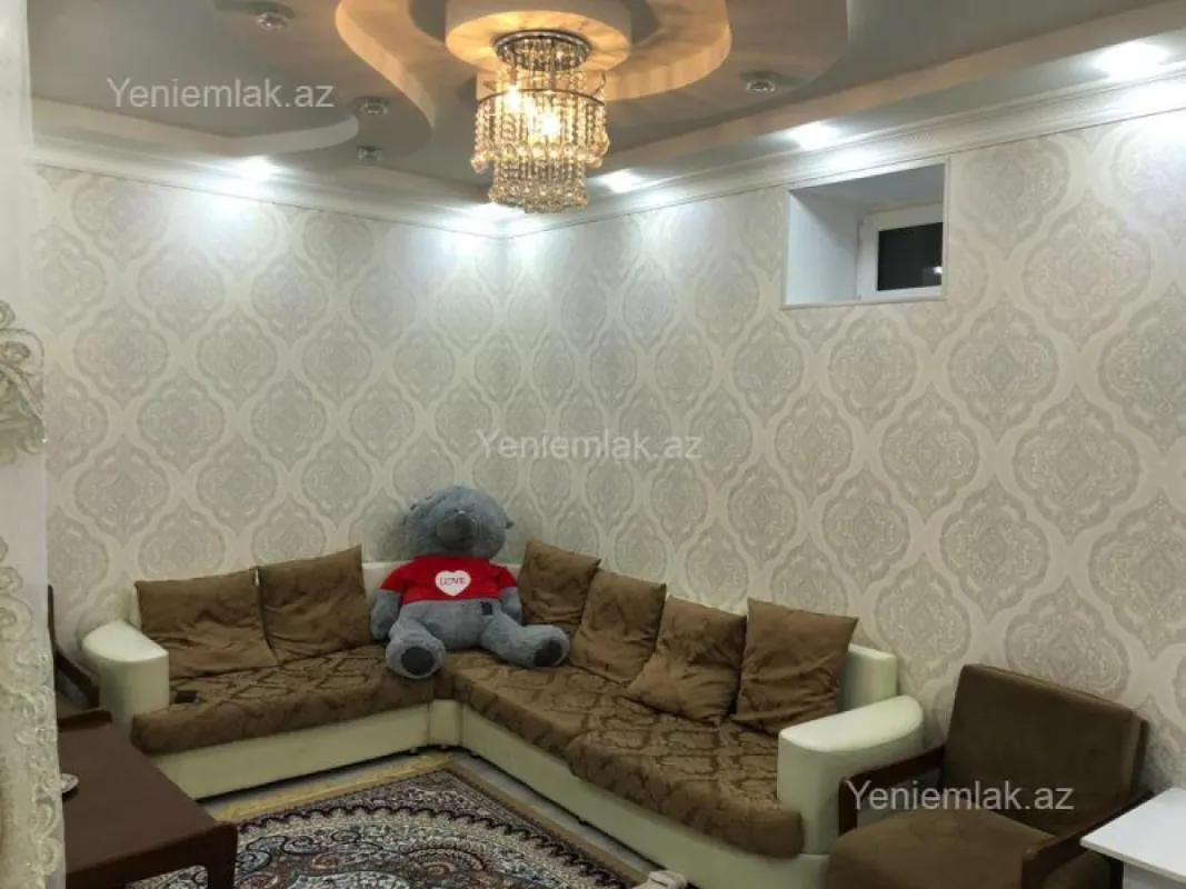 Satılır 3 otaqlı köhnə tikili 75 m²