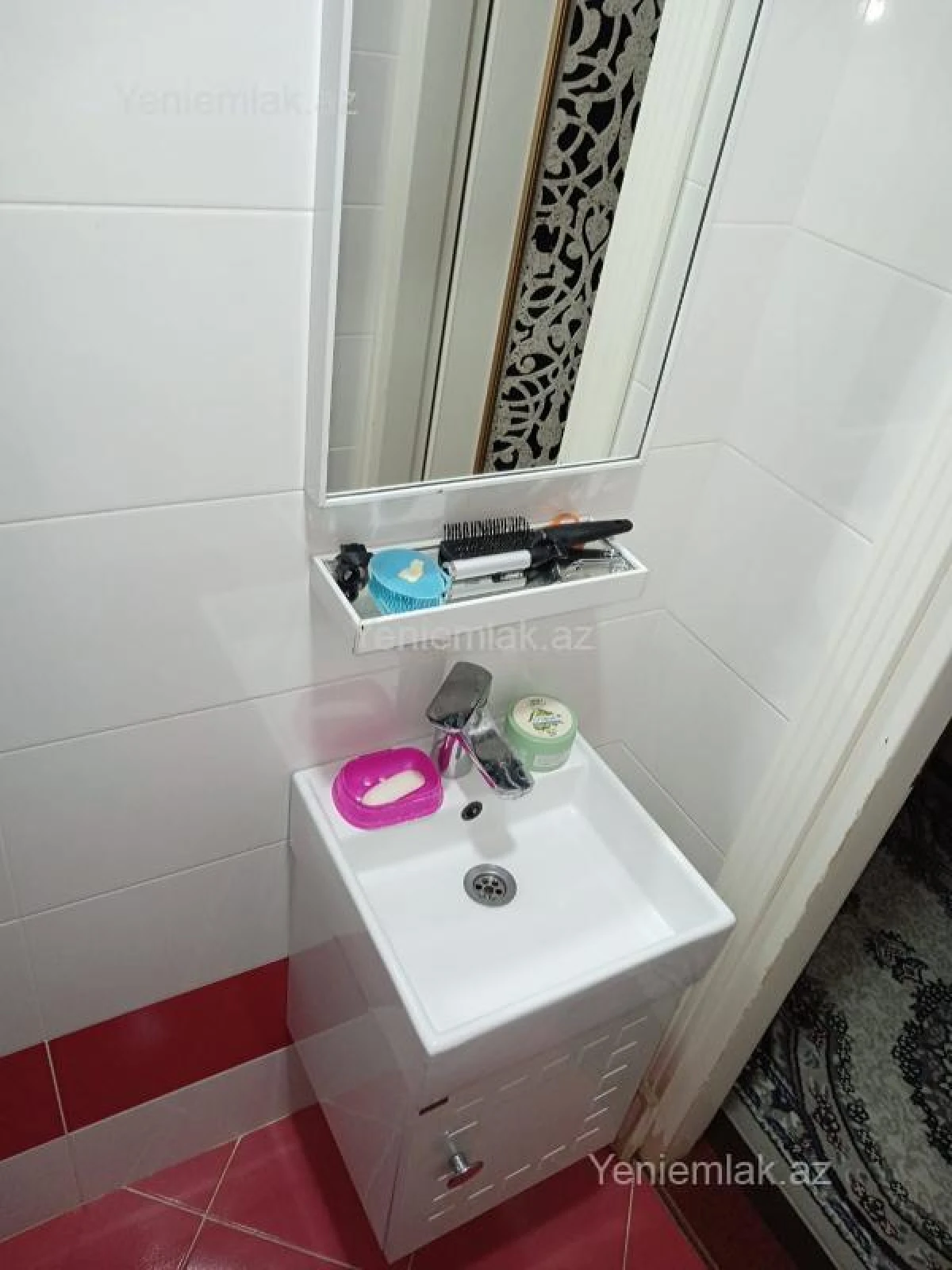 Satılır 3 otaqlı yeni tikili 105 m²