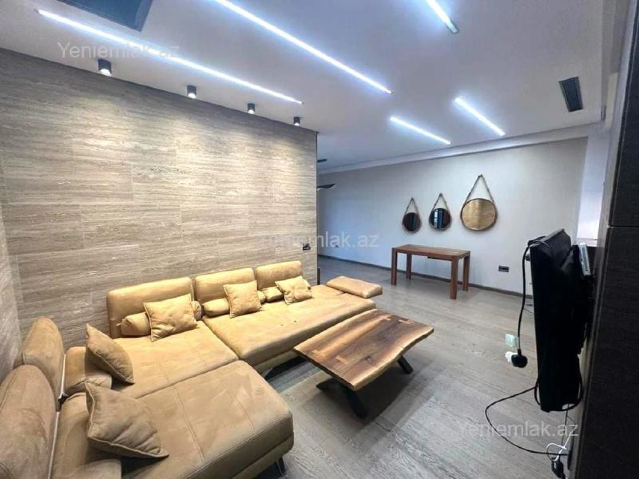 Satılır 2 otaqlı yeni tikili 60 m²