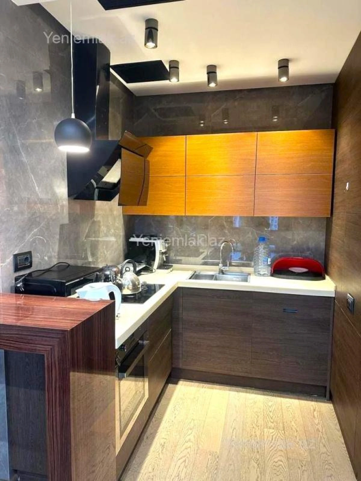 Satılır 2 otaqlı yeni tikili 60 m²