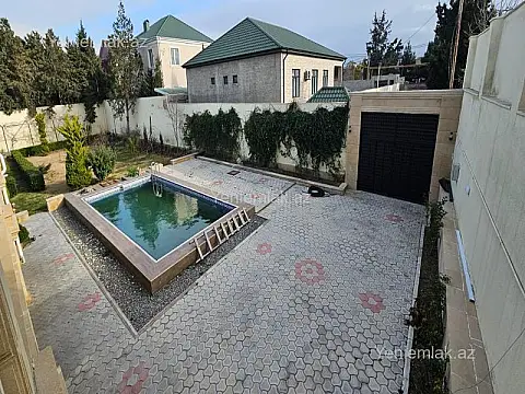 Satılır 5 otaqlı həyət evi 210 m²