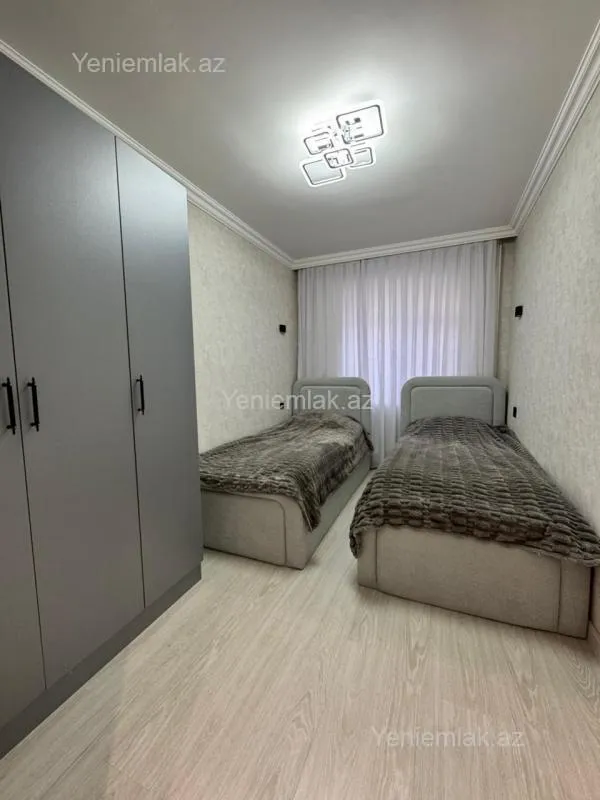 Satılır 3 otaqlı köhnə tikili 70 m²