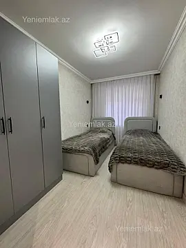 Satılır 3 otaqlı köhnə tikili 70 m²