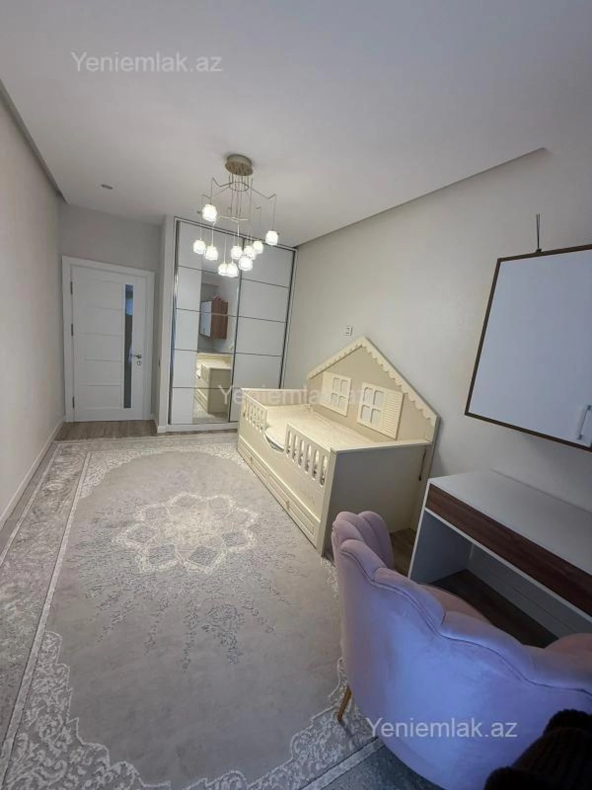 Satılır 3 otaqlı yeni tikili 148 m²
