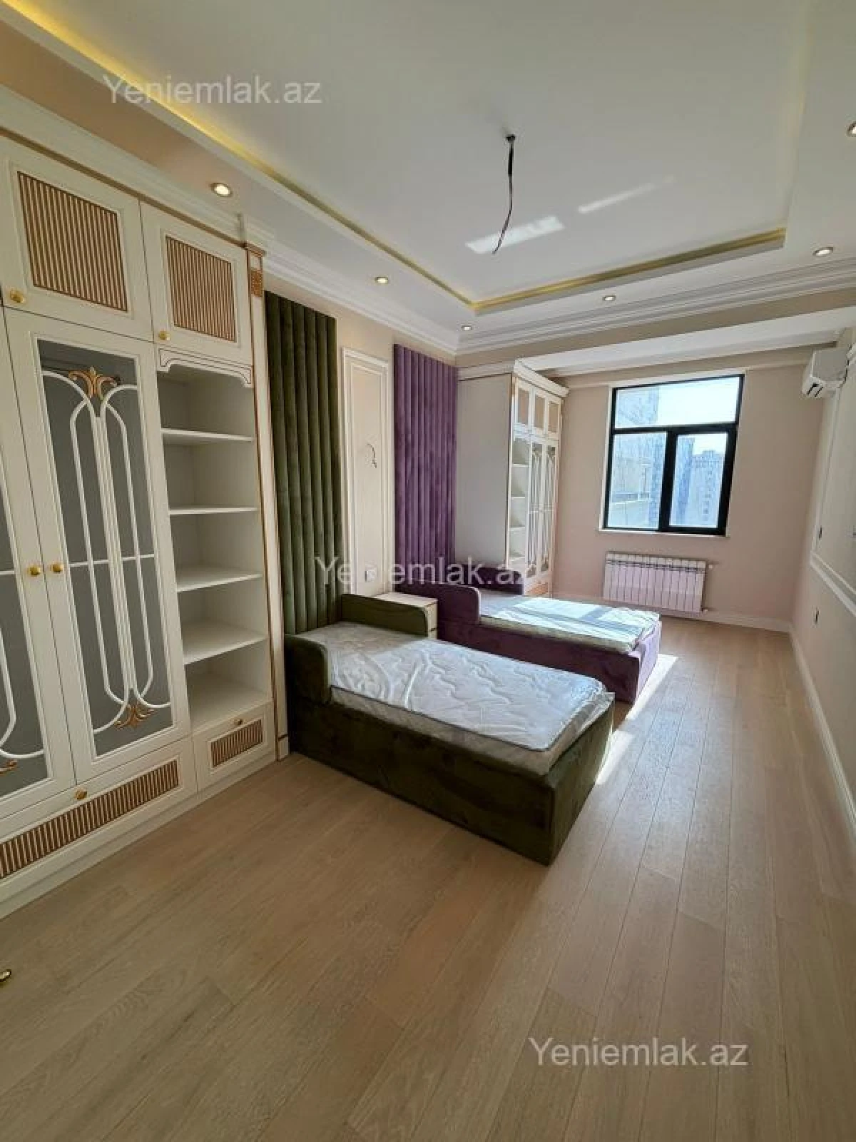 Satılır 4 otaqlı yeni tikili 242 m²