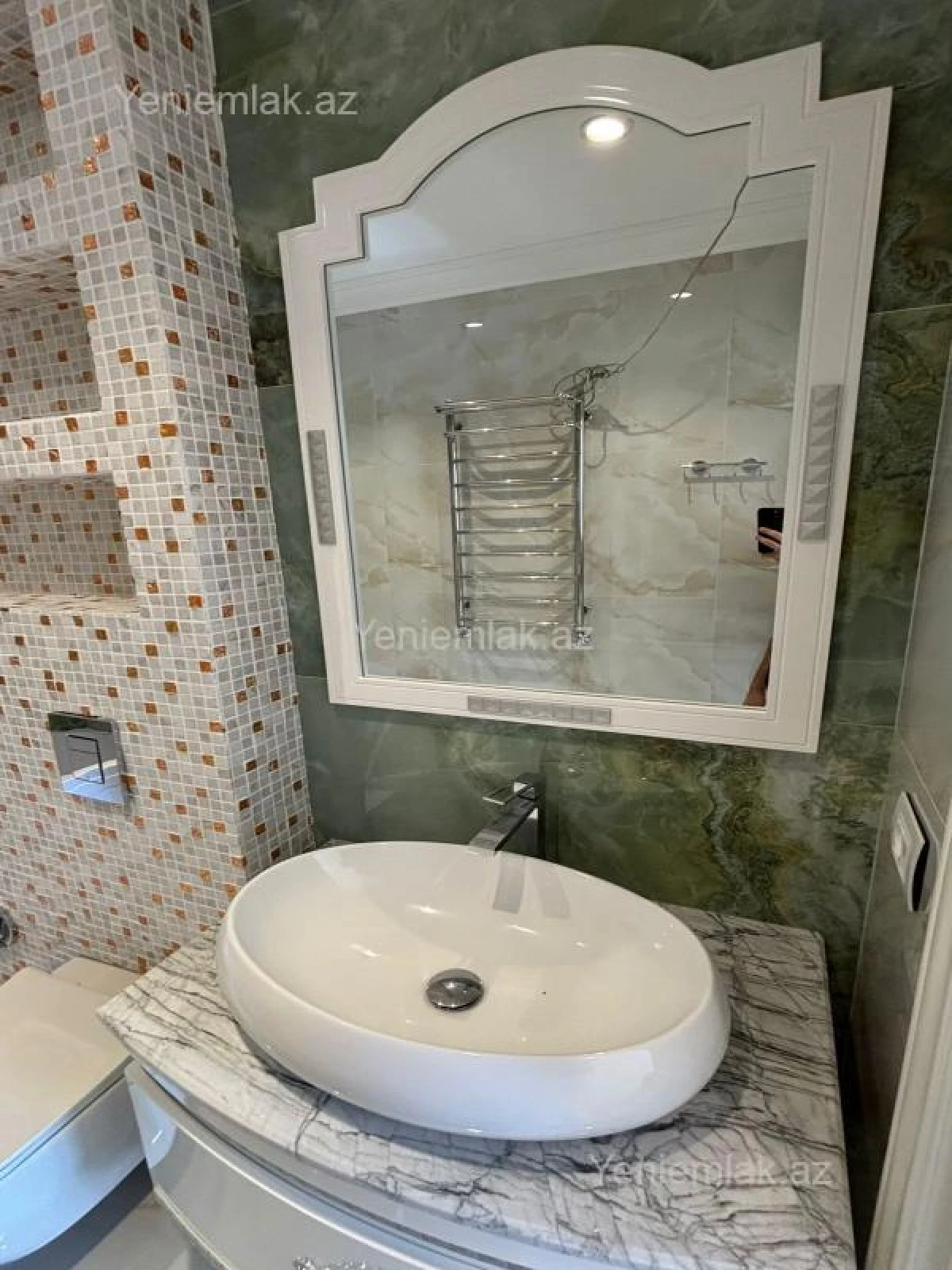 Satılır 4 otaqlı yeni tikili 242 m²