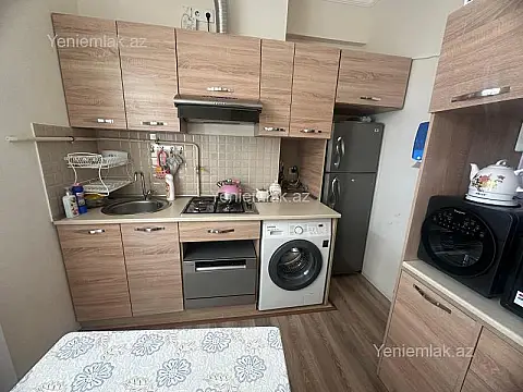 Satılır 3 otaqlı yeni tikili 85 m²