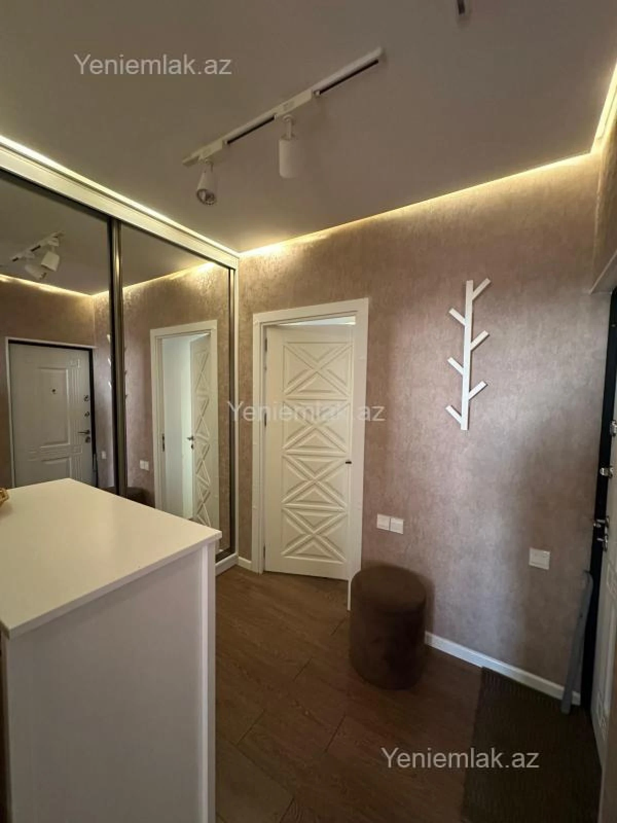 Satılır 2 otaqlı yeni tikili 65 m²