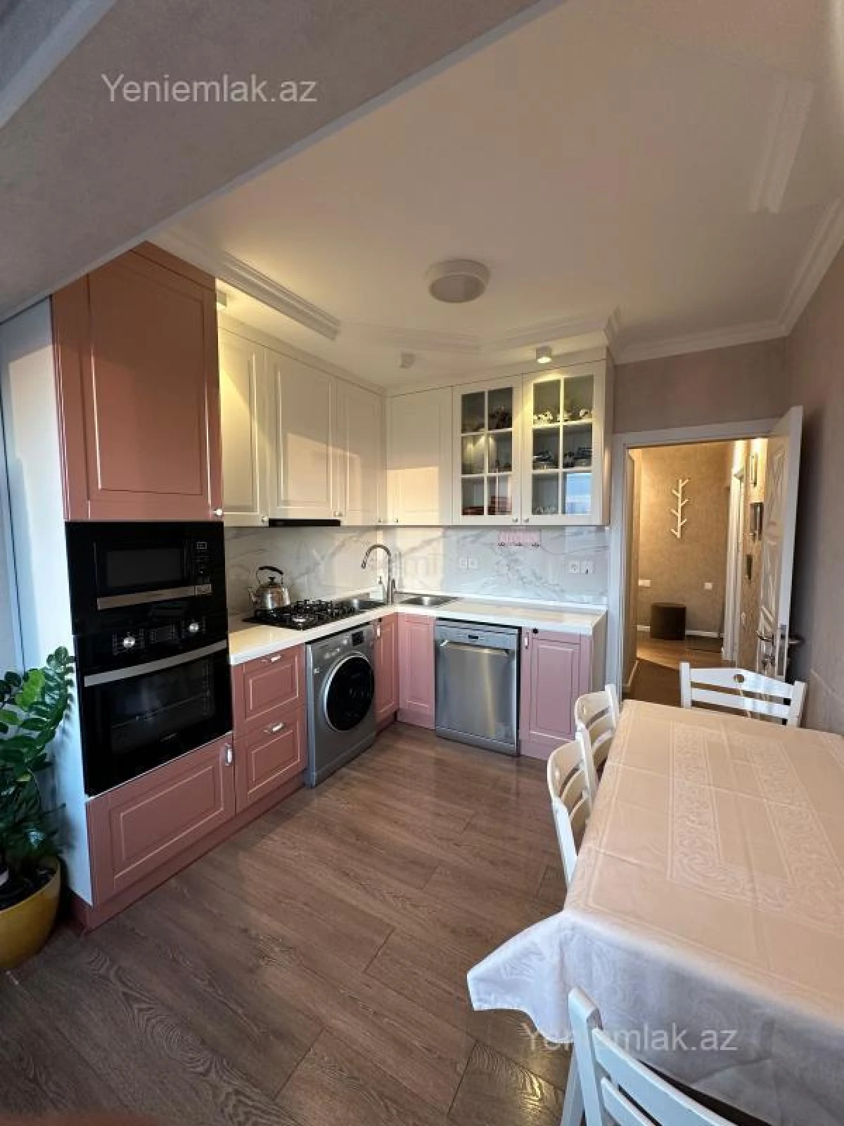 Satılır 2 otaqlı yeni tikili 65 m²