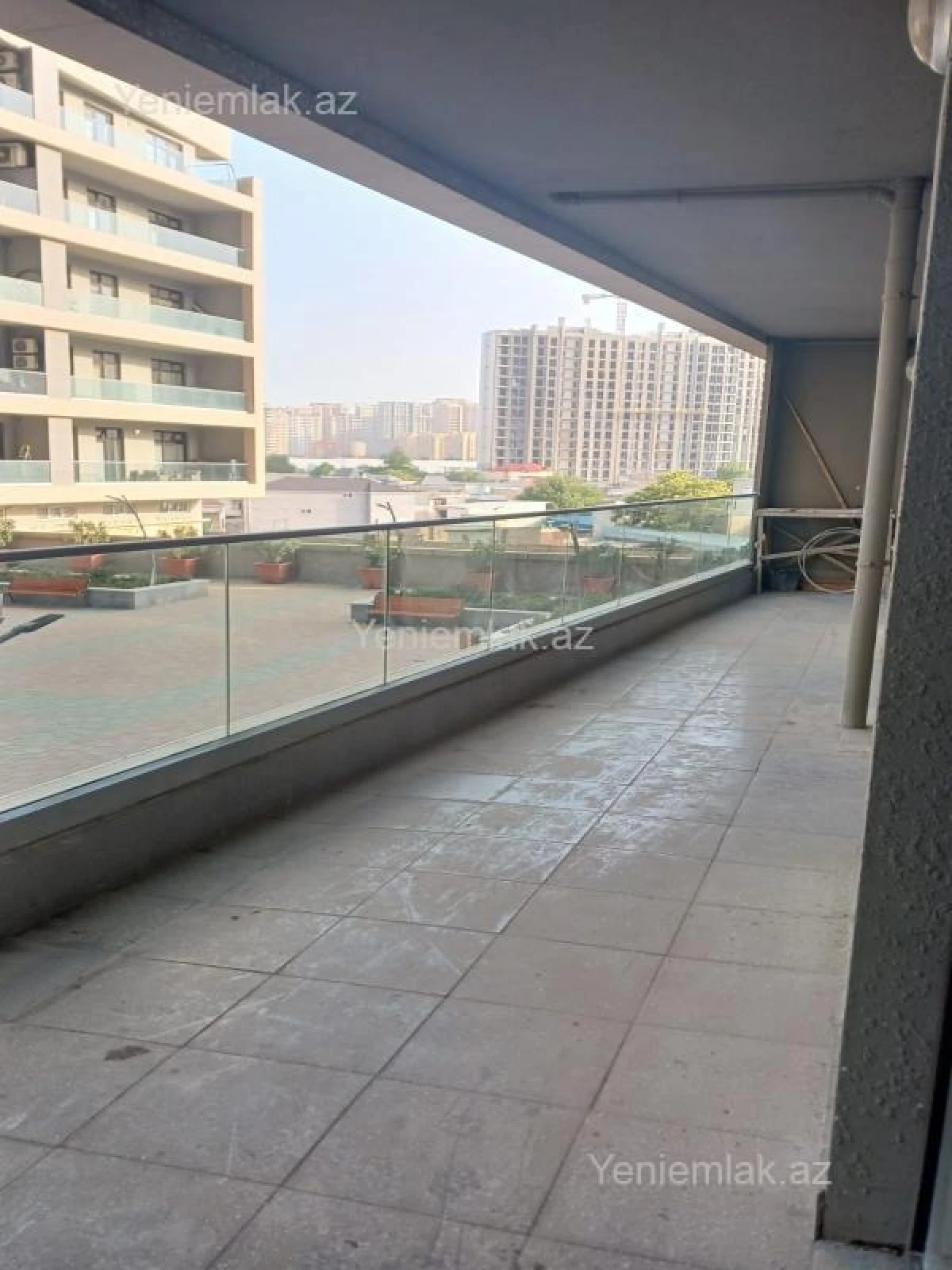 Satılır 4 otaqlı yeni tikili 178 m²