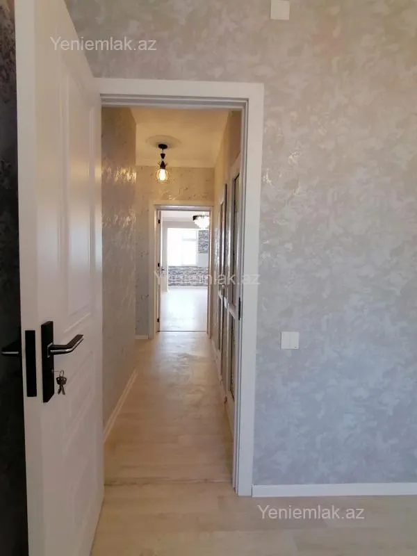 Satılır 2 otaqlı köhnə tikili 70 m²