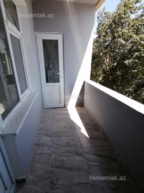Satılır 2 otaqlı köhnə tikili 70 m²