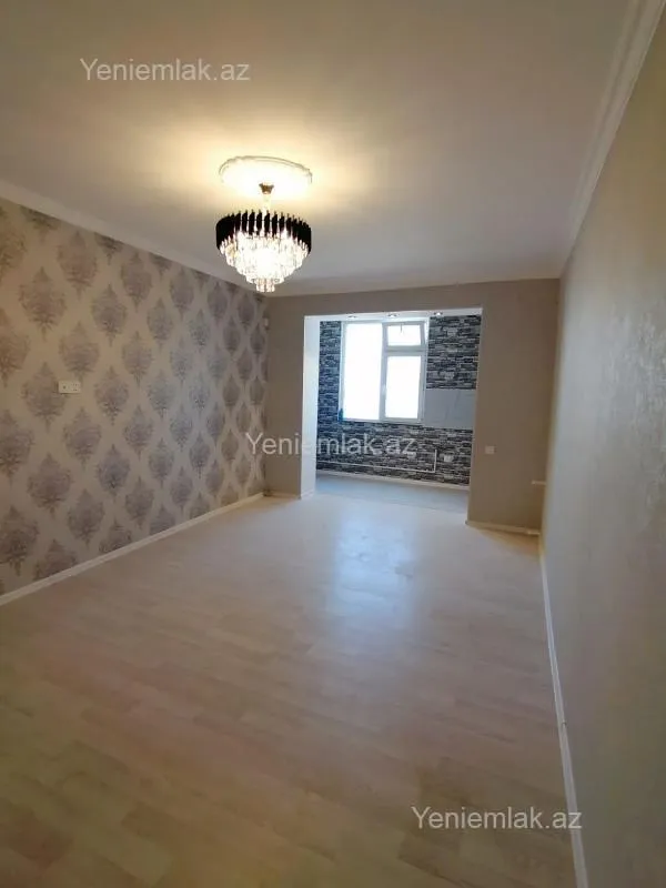 Satılır 2 otaqlı köhnə tikili 70 m²