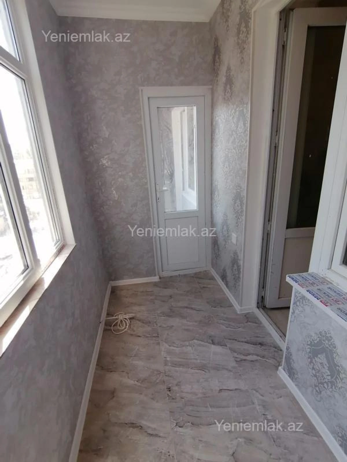 Satılır 2 otaqlı köhnə tikili 70 m²