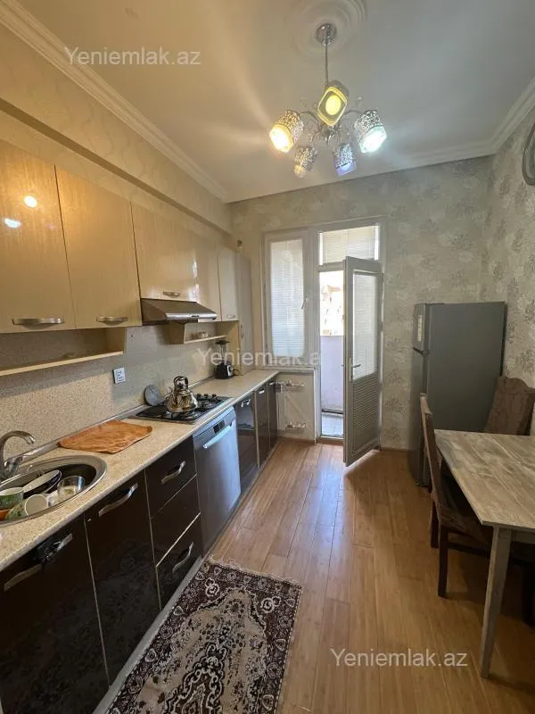 Satılır 2 otaqlı yeni tikili 42 m²
