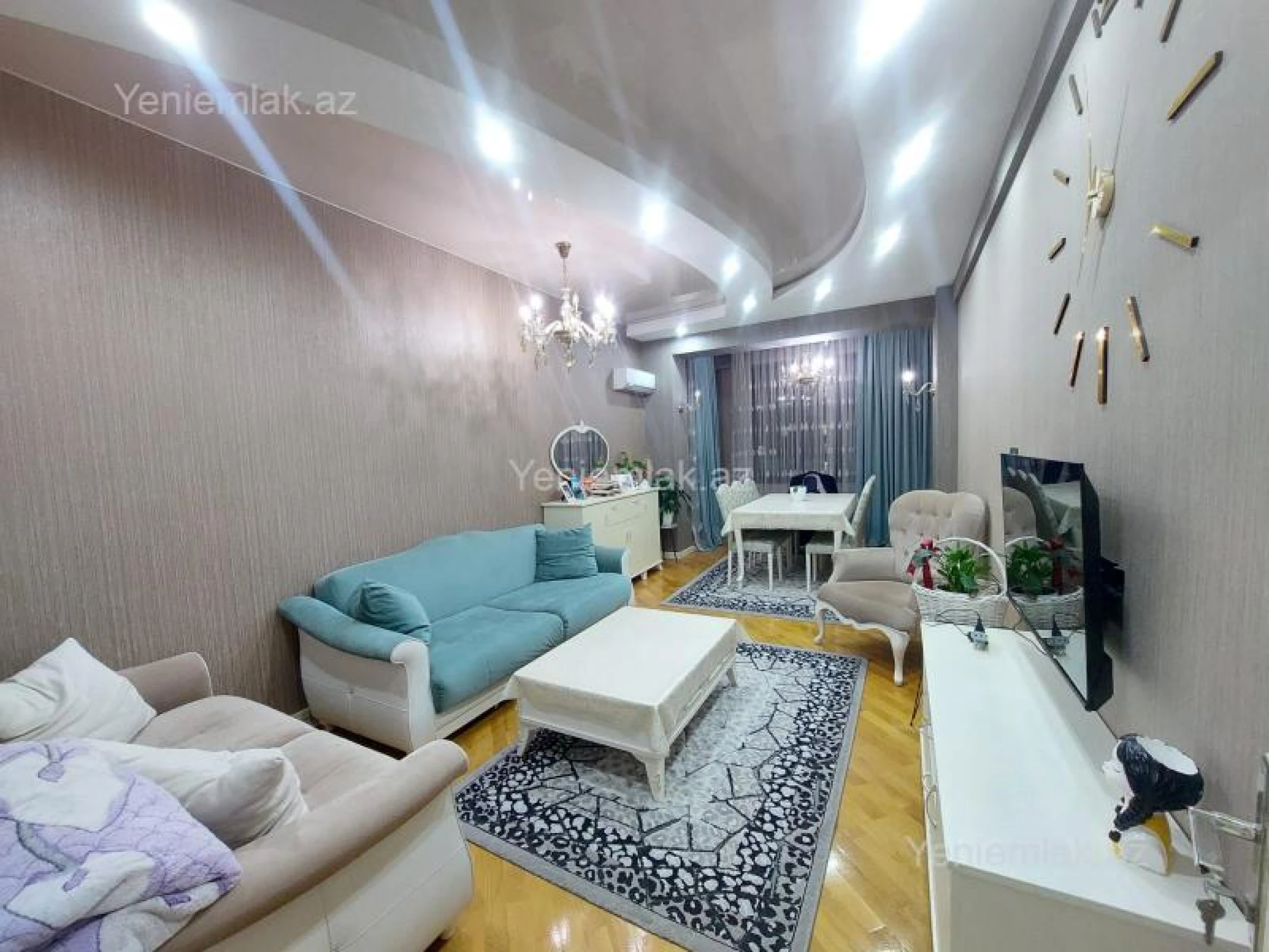 Satılır 3 otaqlı yeni tikili 130 m²