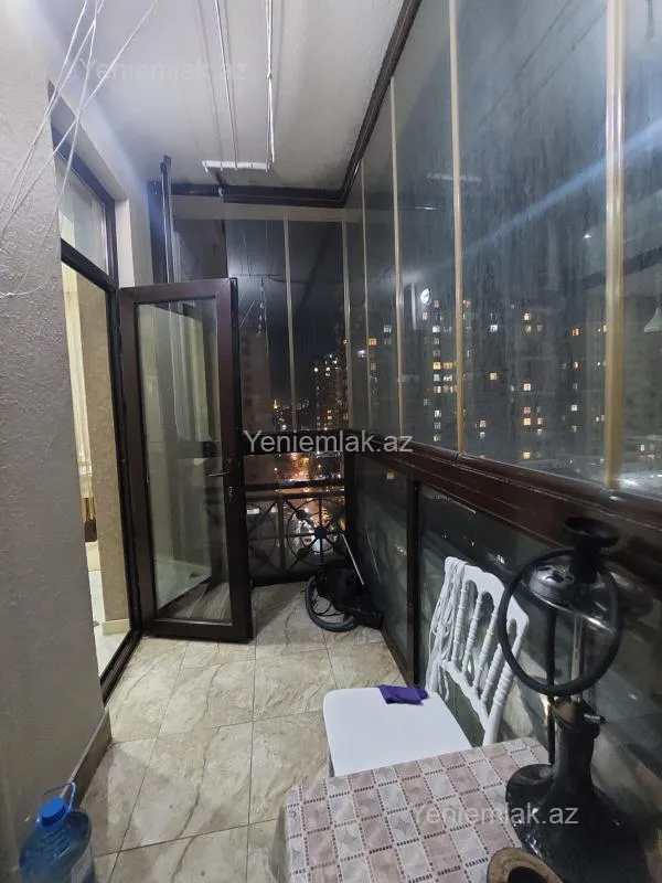 Satılır 3 otaqlı yeni tikili 130 m²