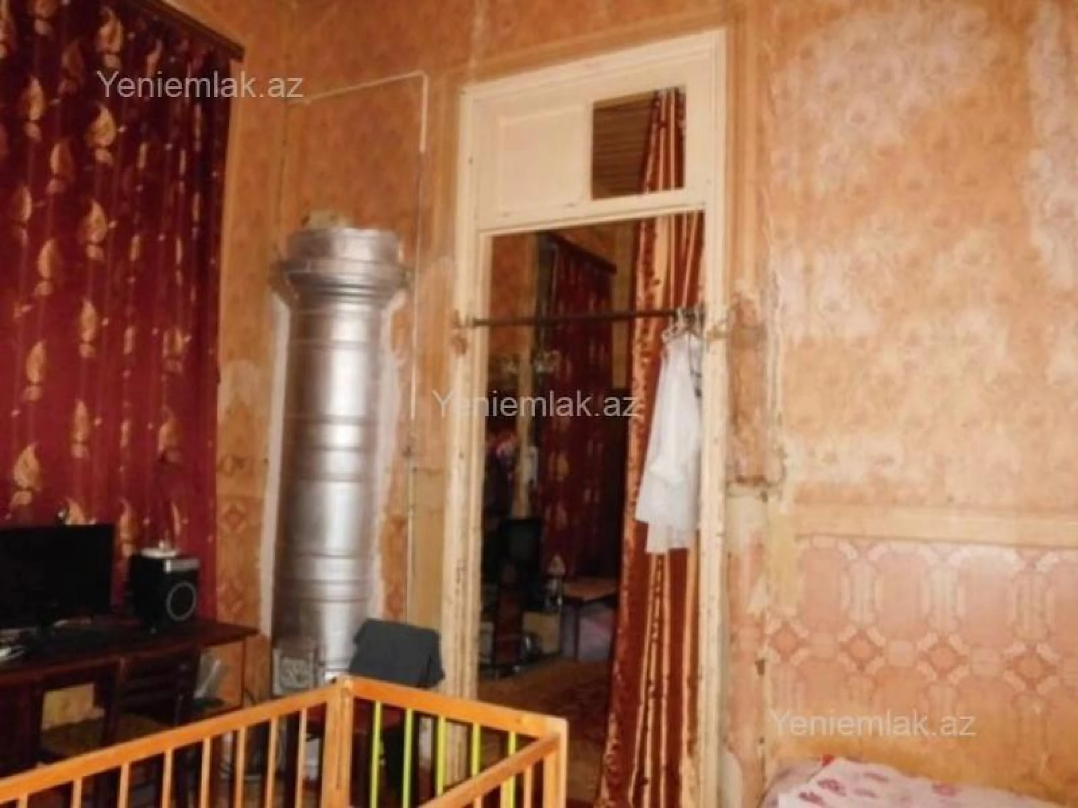 Satılır 3 otaqlı köhnə tikili 100 m²