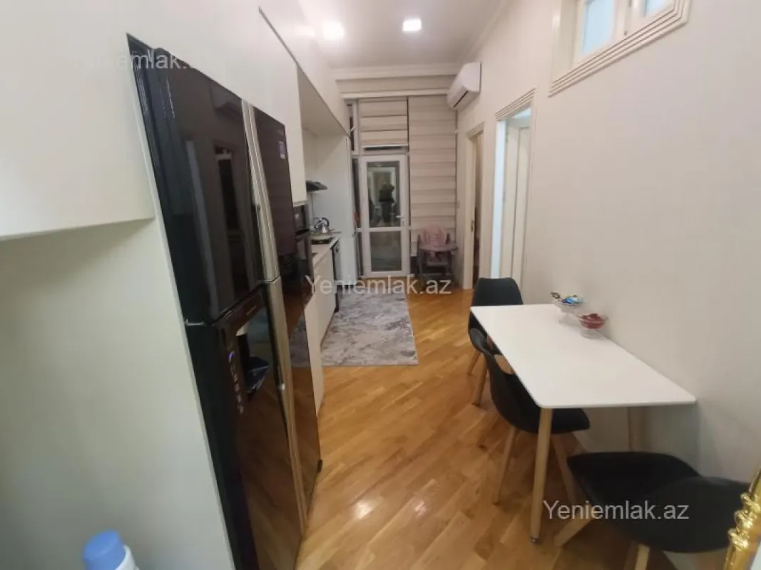 Satılır 3 otaqlı yeni tikili 77 m²