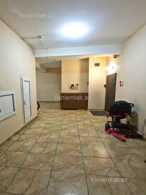 Satılır 3 otaqlı yeni tikili 77 m²