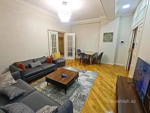 Satılır 3 otaqlı yeni tikili 77 m²