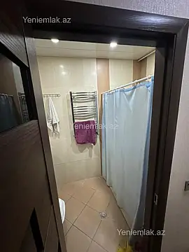 Satılır 5 otaqlı köhnə tikili 45 m²