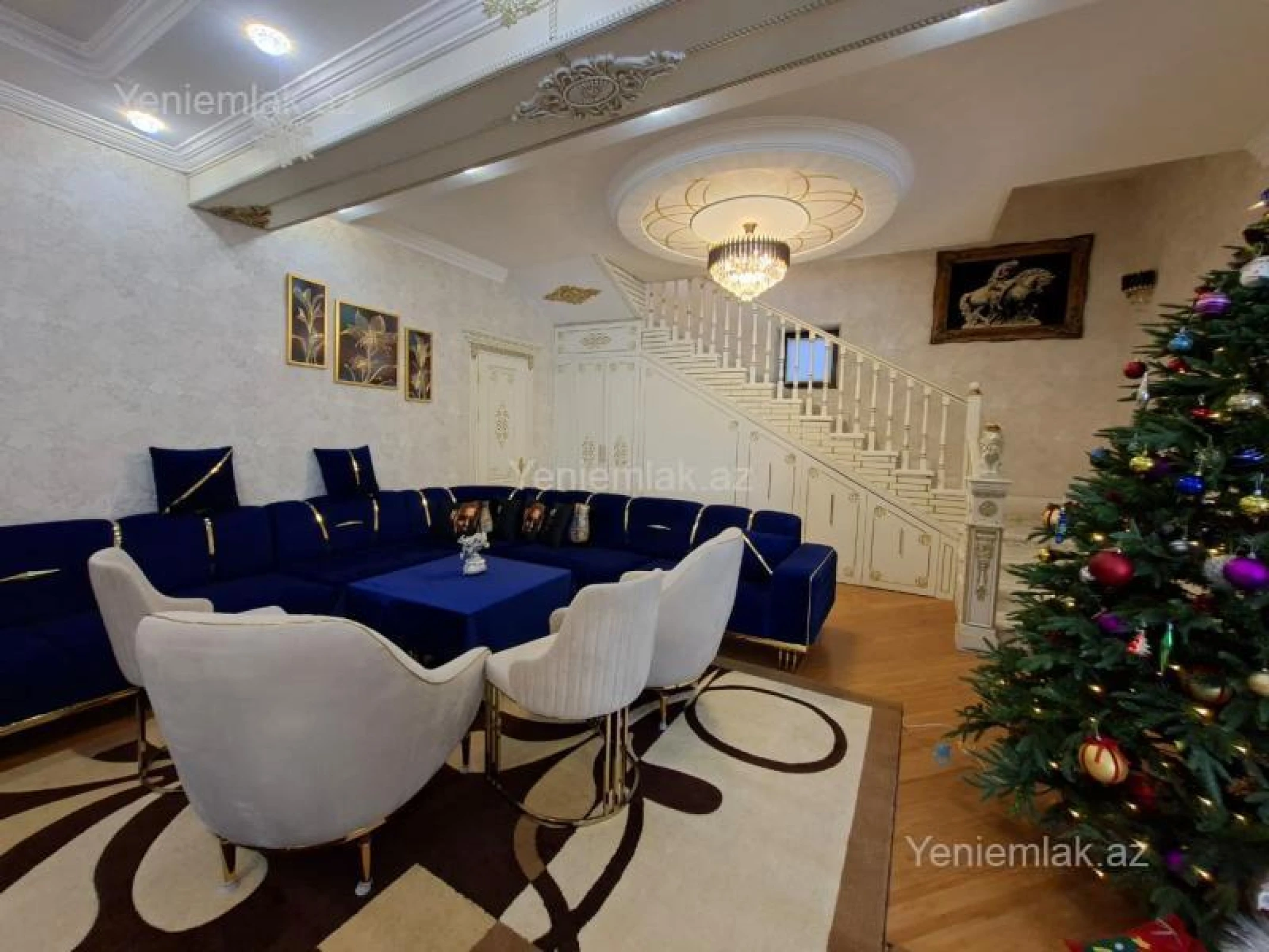 Satılır 8 otaqlı həyət evi 850 m²