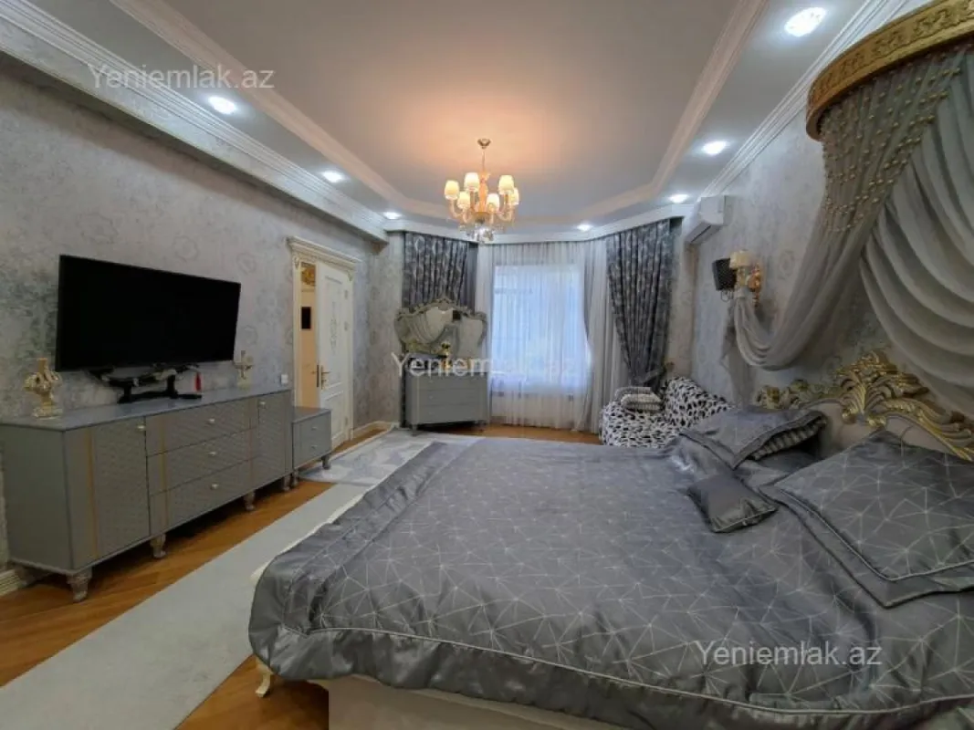 Satılır 8 otaqlı həyət evi 850 m²