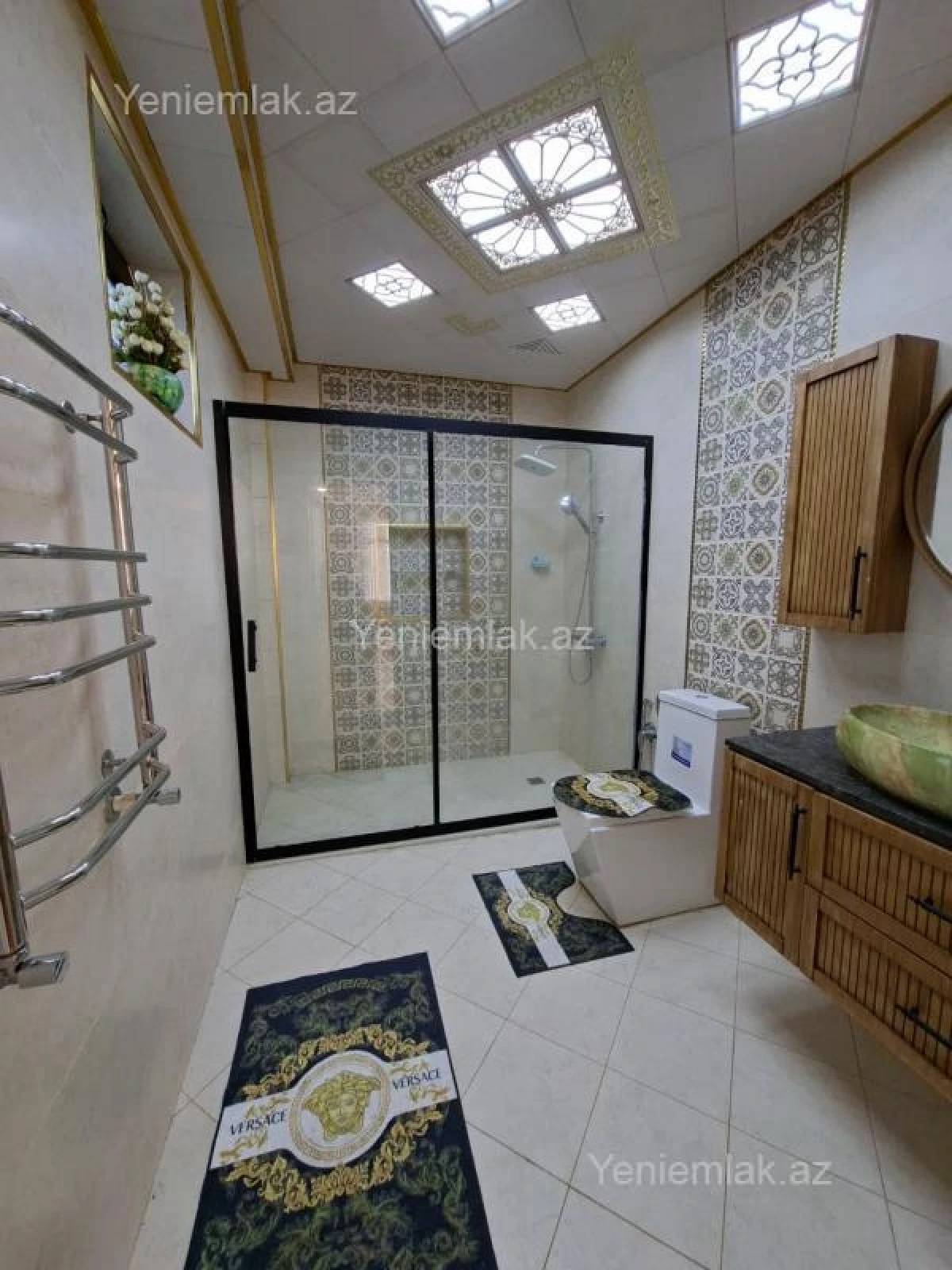 Satılır 8 otaqlı həyət evi 850 m²