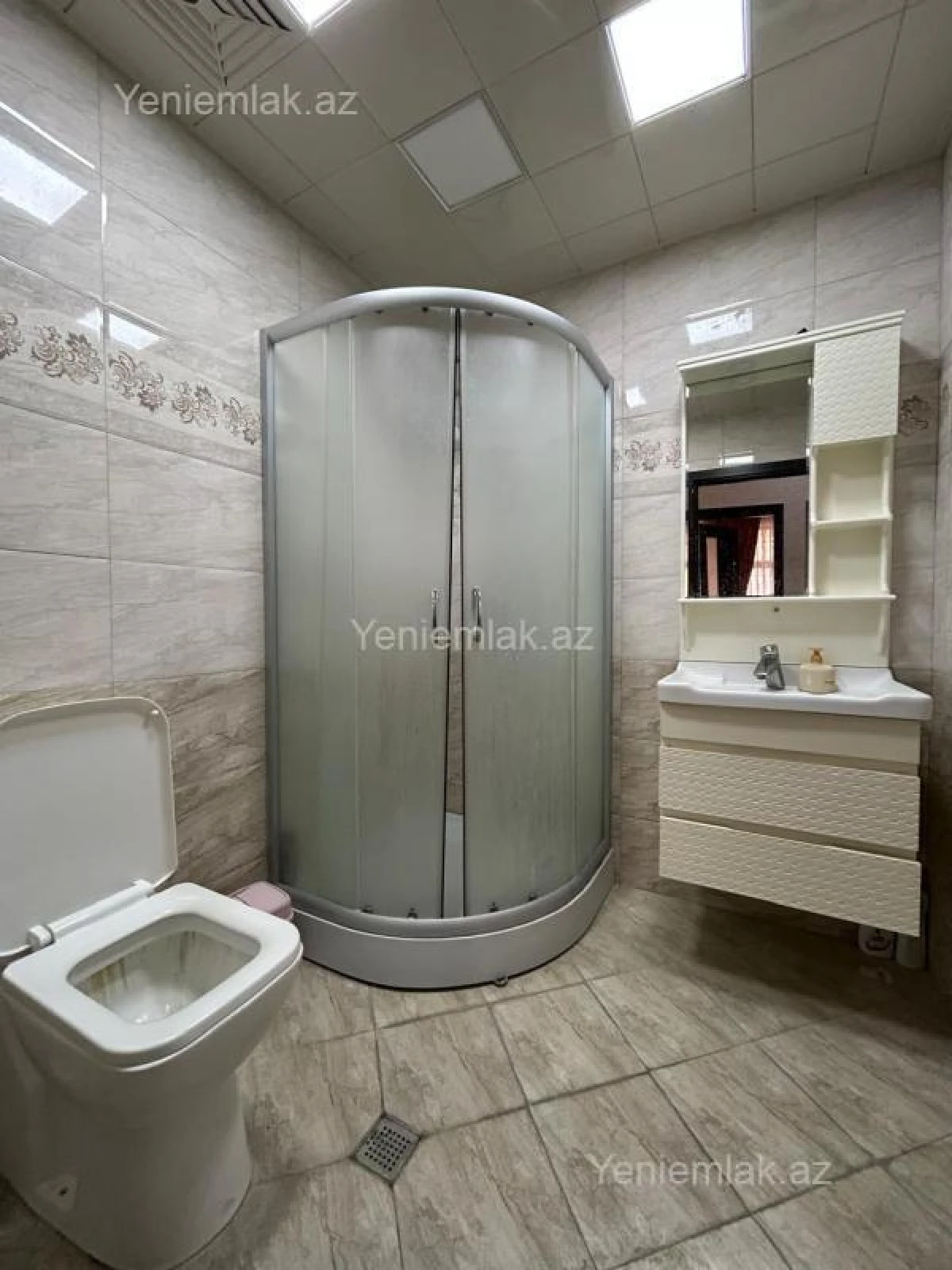 Satılır 3 otaqlı yeni tikili 95 m²