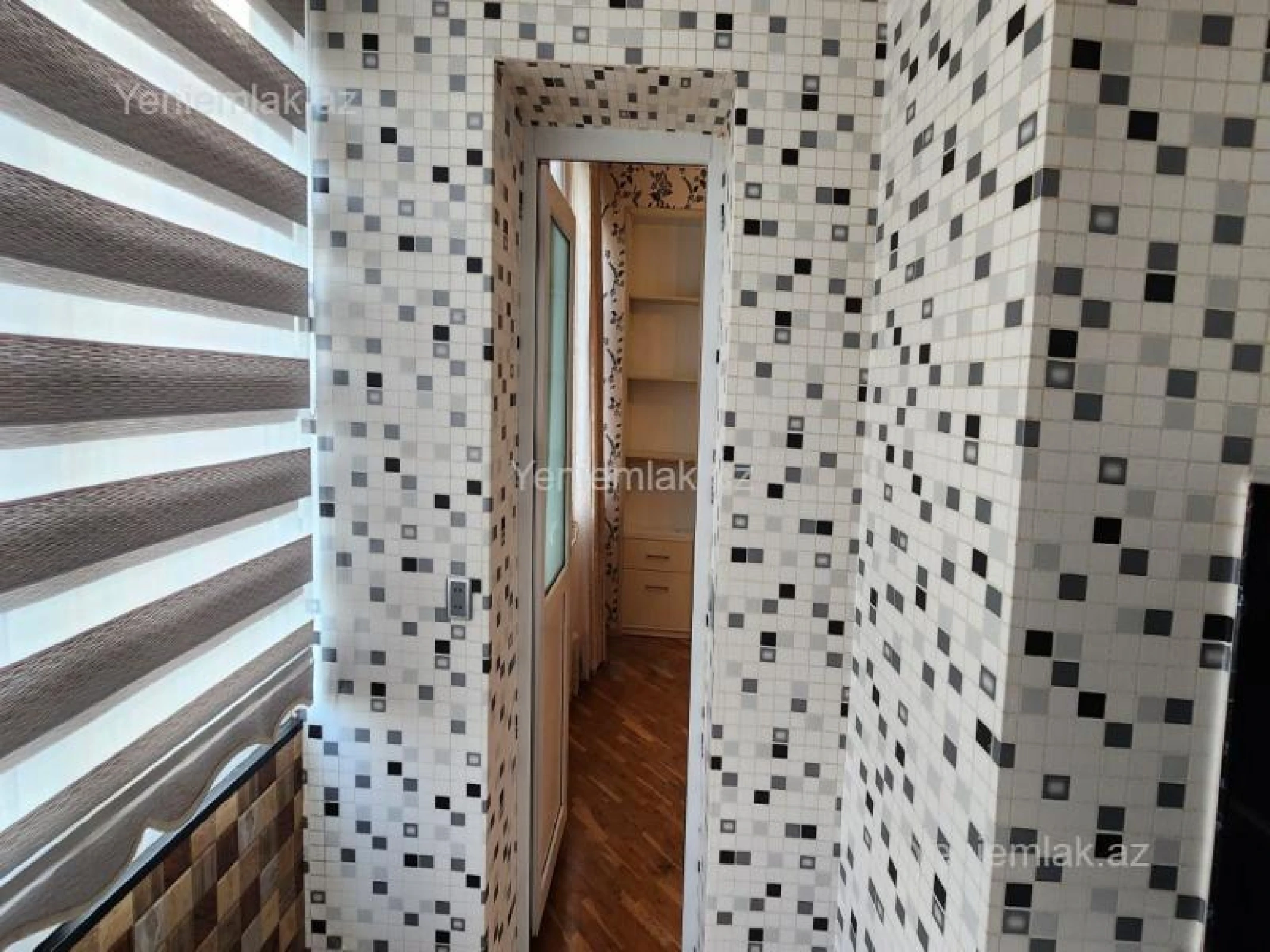 Satılır 3 otaqlı yeni tikili 80 m²